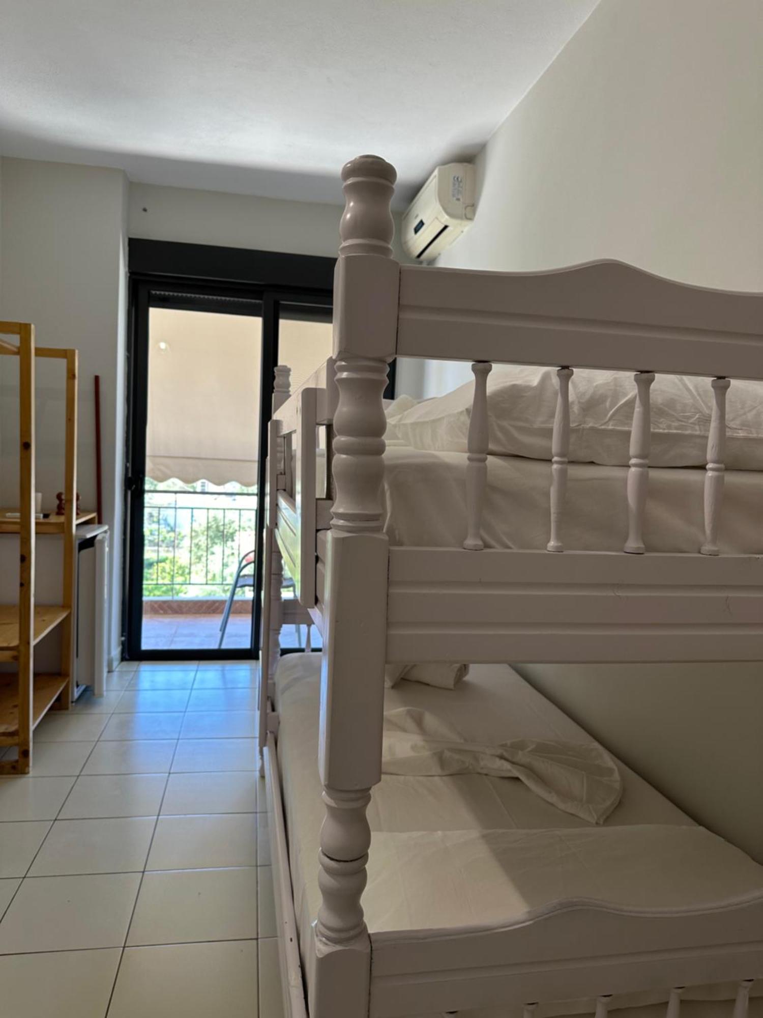 Bora Rooms Himare Exterior photo